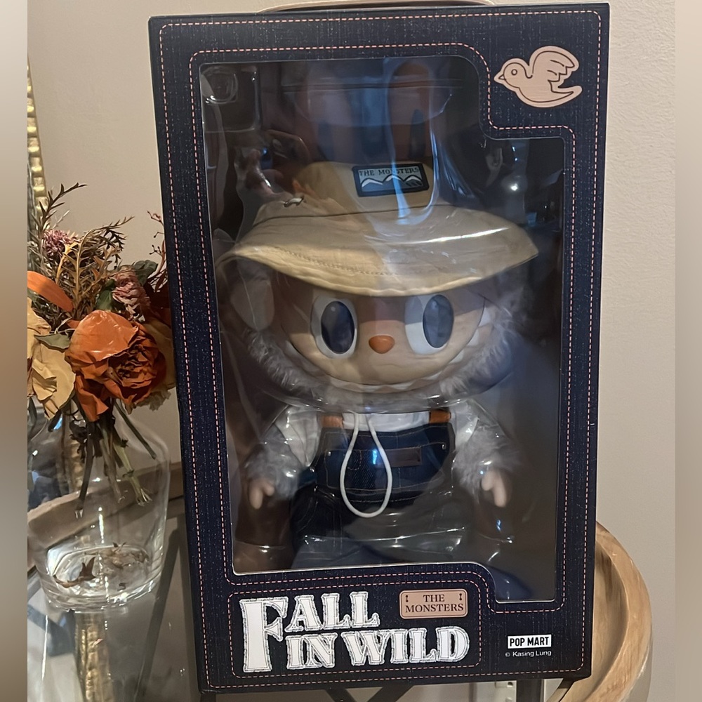 Pop Mart Fall in Wild Figure